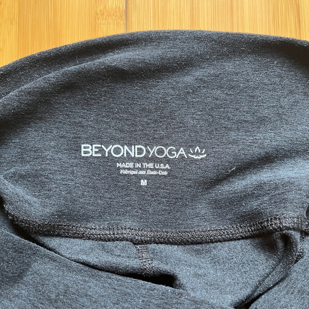 Beyond Yoga Spacedye High Waisted Pocket Pedal Pusher Legging - Picture 5 of 6